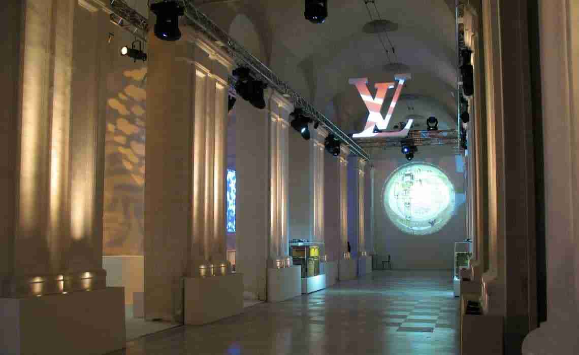 Louis-Vuitton-a-Napoli-party-esclusivo-nella-galleria-Umberto-I-Salone-Margherita
