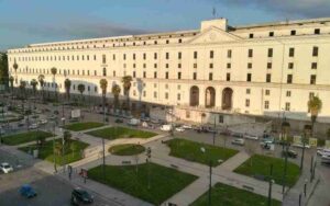 Facciata di Palazzo Fuga a Napoli